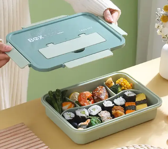 1400Ml 4 Compartments Plastic Food Lunch Box With Spoon And Fork Lid Yl-441 Green