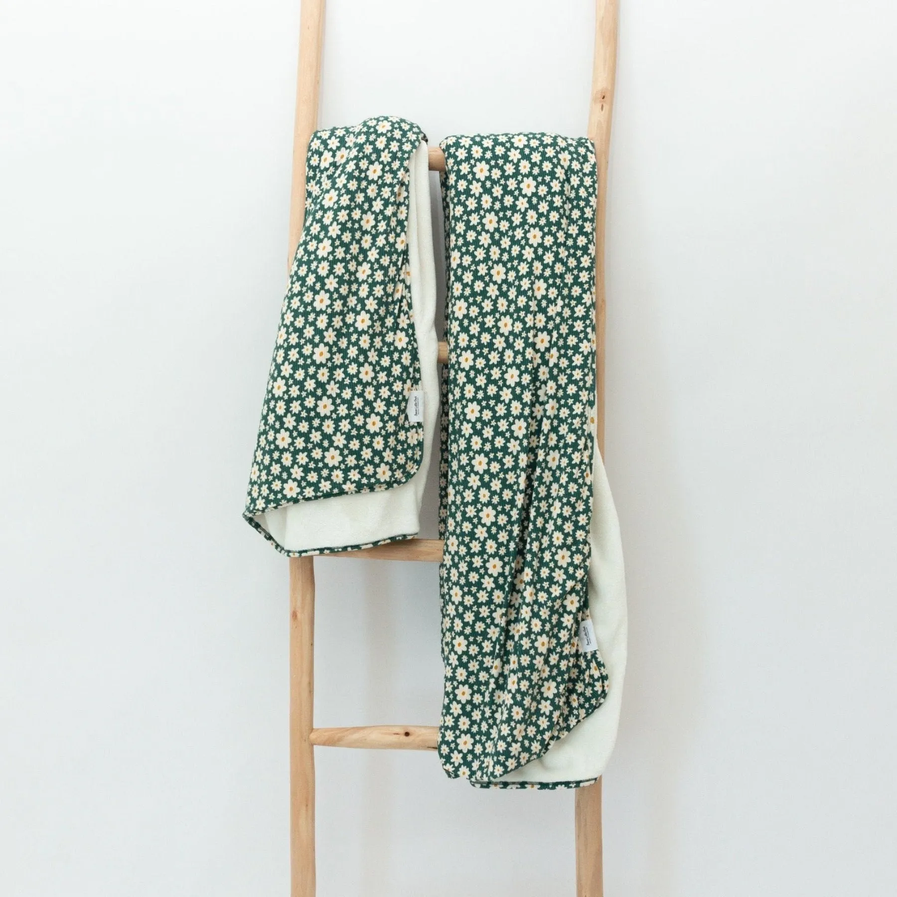 Green Floral Small Ribbed Youth Blanket
