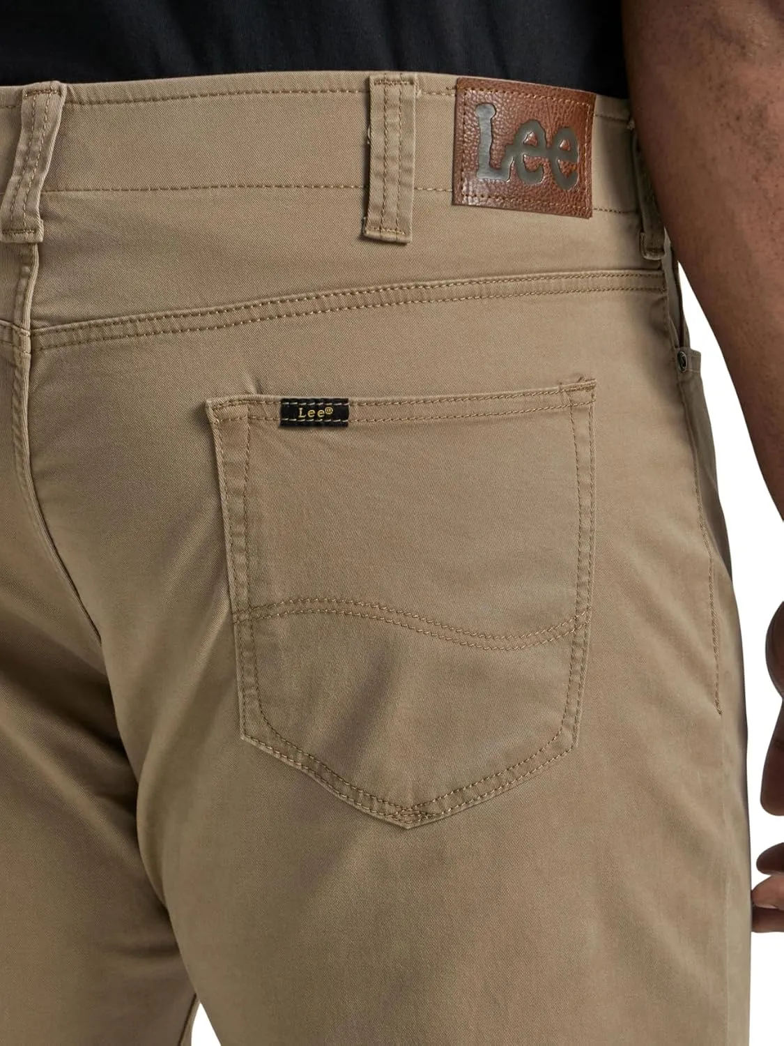Lee Men's Big & Tall Extreme Motion Straight Taper Jean