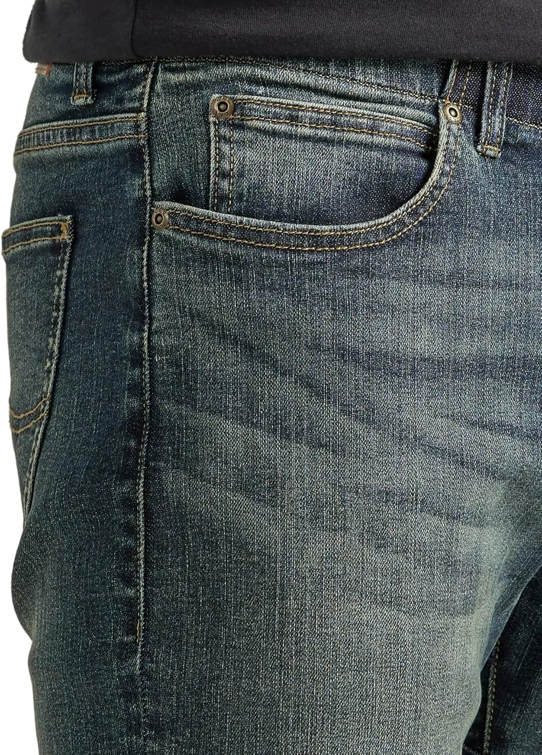 Lee Men's Extreme Motion Athletic Taper Jean