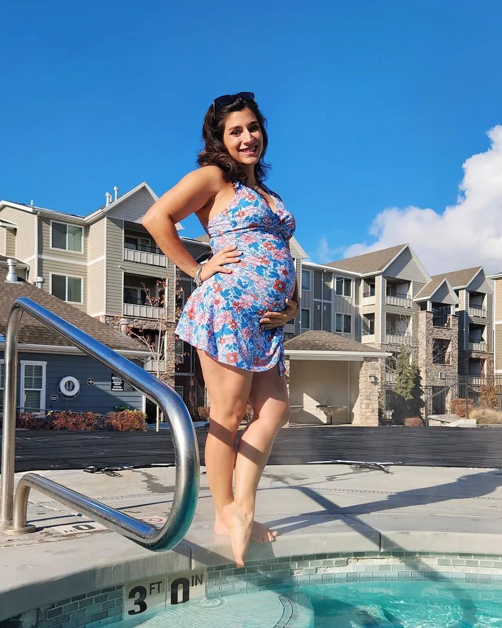 Maacie Maternity Tankini Swimdress Two Piece Swimsuits V Neck Cross-Back Floral Print Ruched Skirt Swimwear