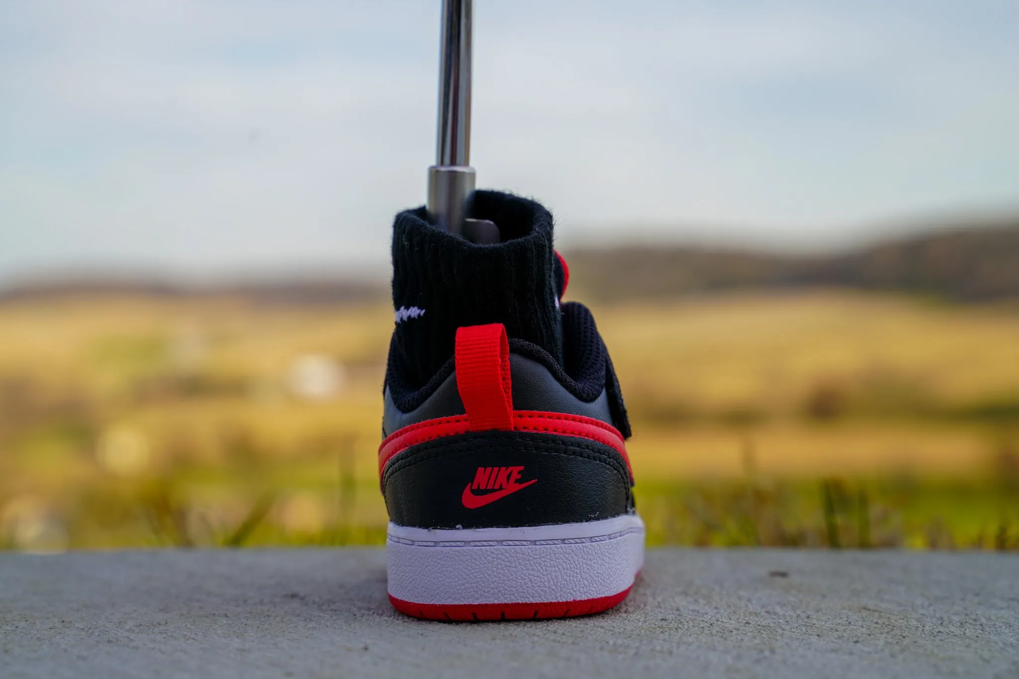 Nike Court Borough Low 2 [UNIVERSITY RED BLACK] Standing Sneaker Putter Cover