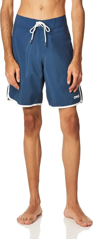 Oakley Men's Solid Crest 19 Boardshort