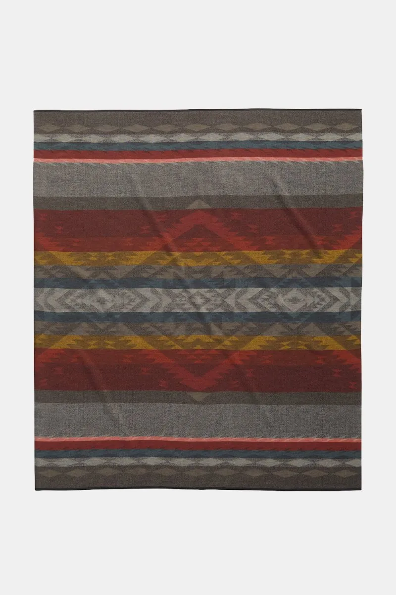 Pendleton Knit Jacquard Throw (Bridge Creek)