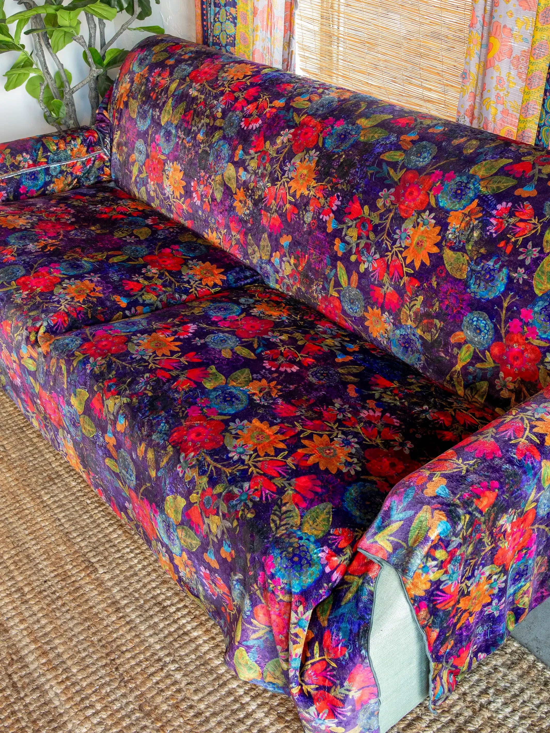 Perfect Cozy Couch Cover - Dark Floral Garden