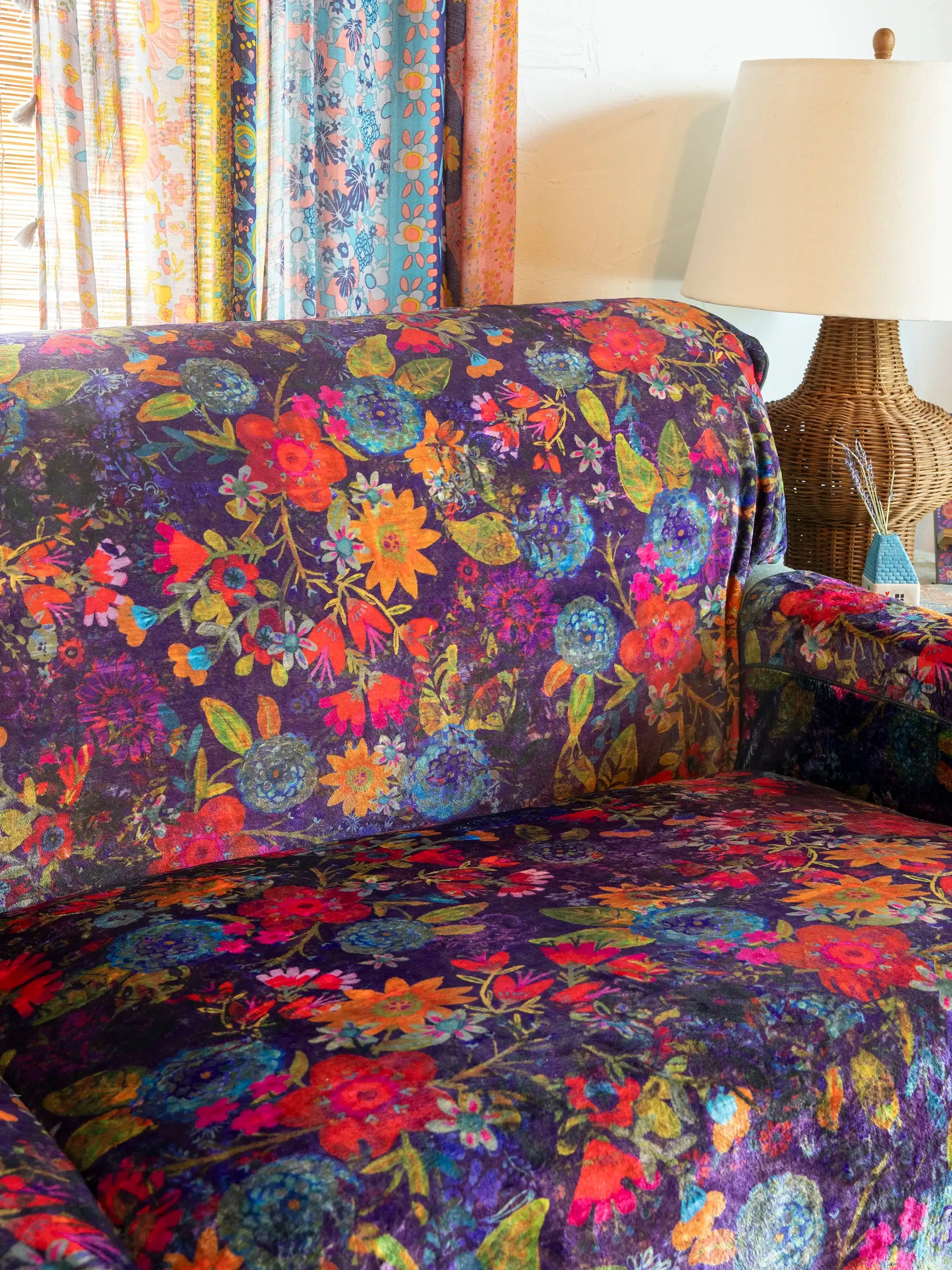Perfect Cozy Couch Cover - Dark Floral Garden